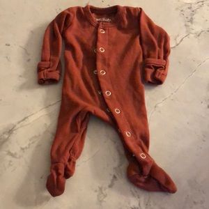 L’oved Baby maroon sleeper